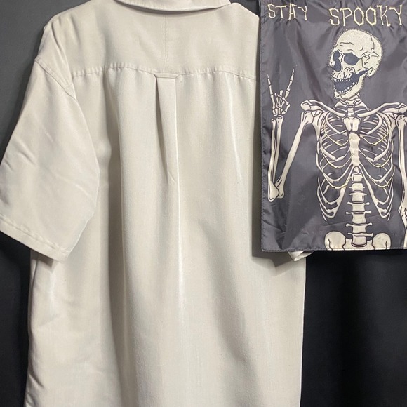 Columbia Sportswear Button Up Short Sleeve Casual Shirt Beige Size L - Picture 3 of 3